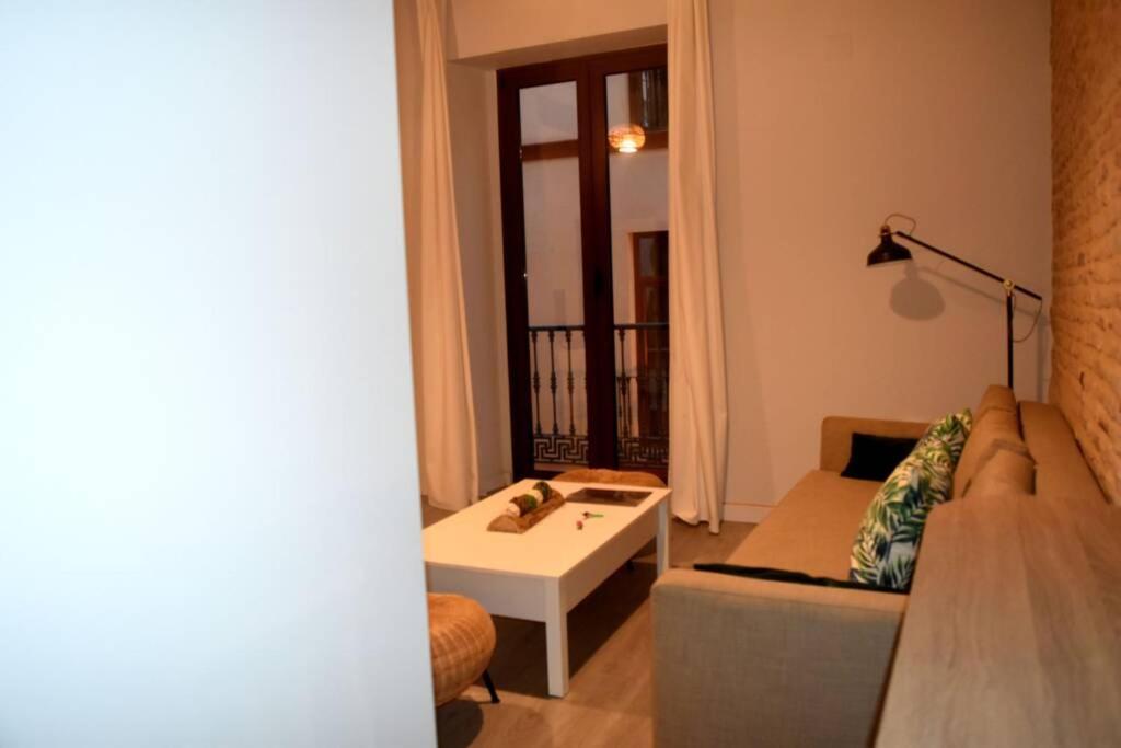 Alleanza, Balcon De La Maestranza Севилья Экстерьер фото